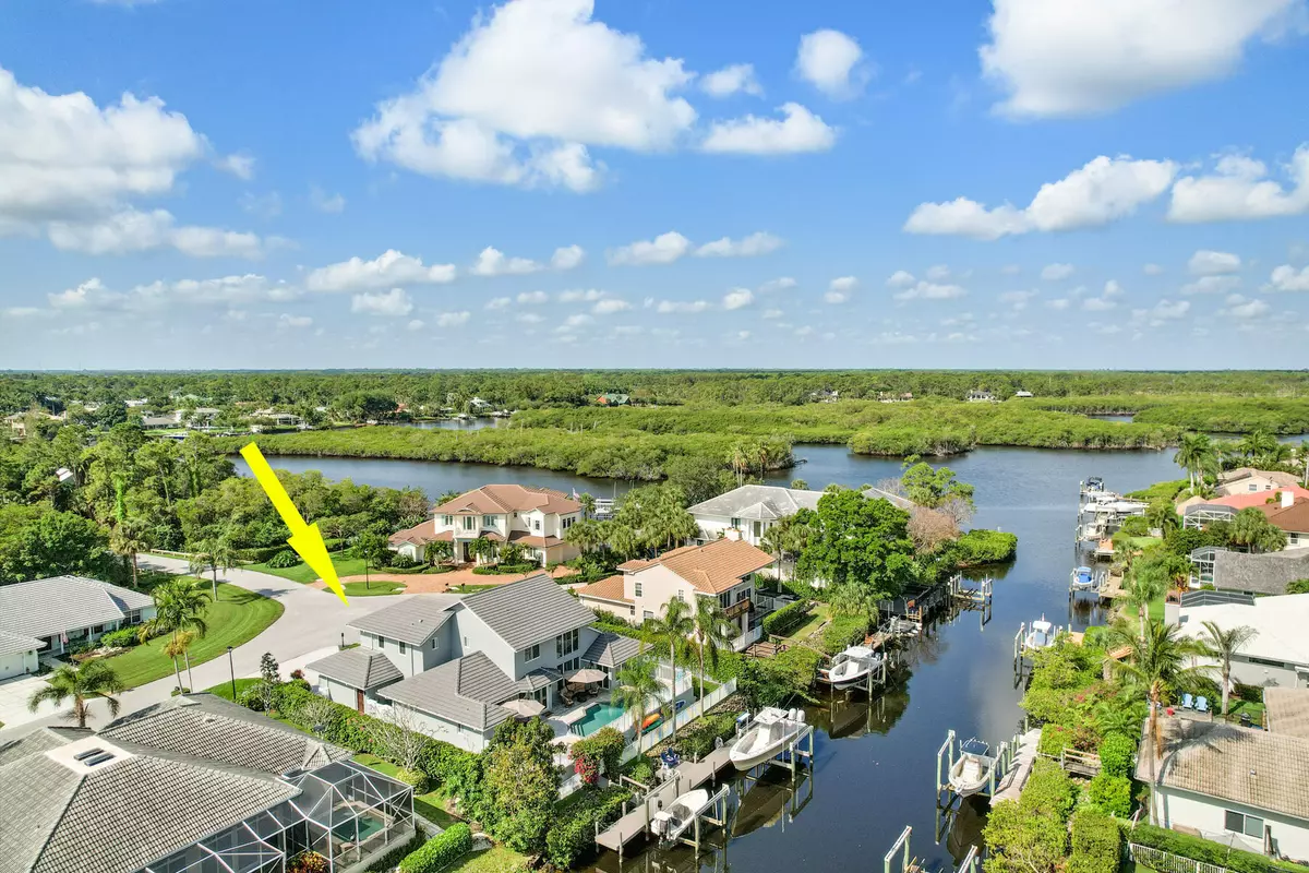 Tequesta, FL 33469,8810 SE Riverfront TER