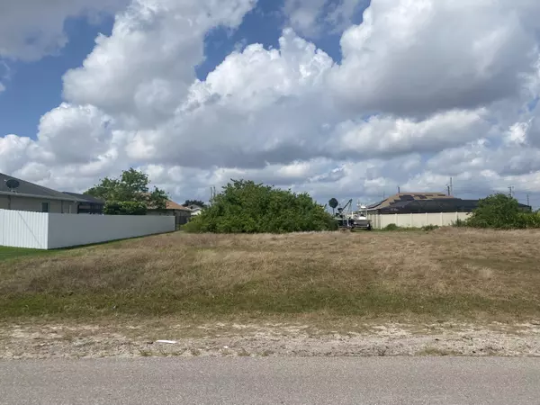 Cape Coral, FL 33909,2628 NE 7th PL