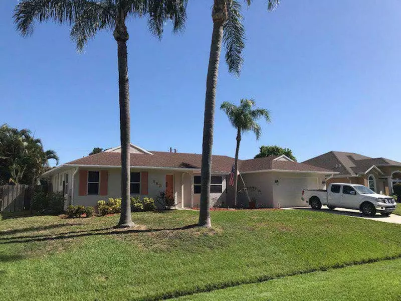 885 SE Celtic AVE, Port Saint Lucie, FL 34983