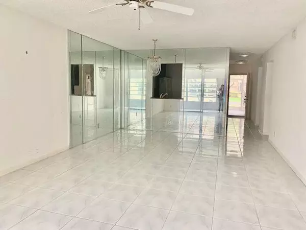 Boca Raton, FL 33496,18871 Stewart CIR 6