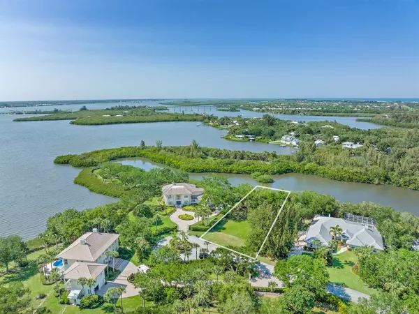 Vero Beach, FL 32963,2660 Riverview CT