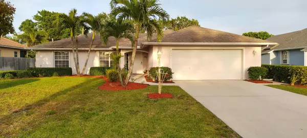 2397 SE Alden ST, Port Saint Lucie, FL 34984