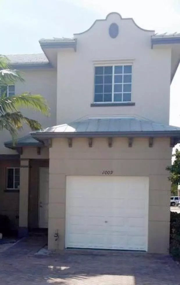 Riviera Beach, FL 33404,1009 Abaco LN