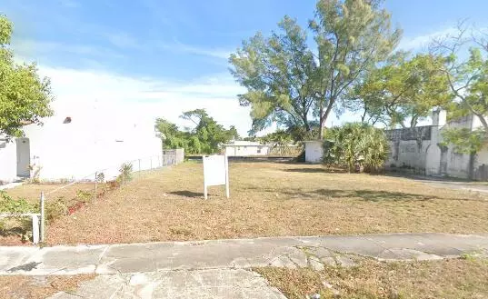 3804 Greenwood AVE, West Palm Beach, FL 33407