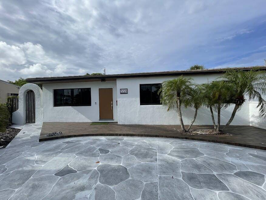 359 Winters ST, West Palm Beach, FL 33405