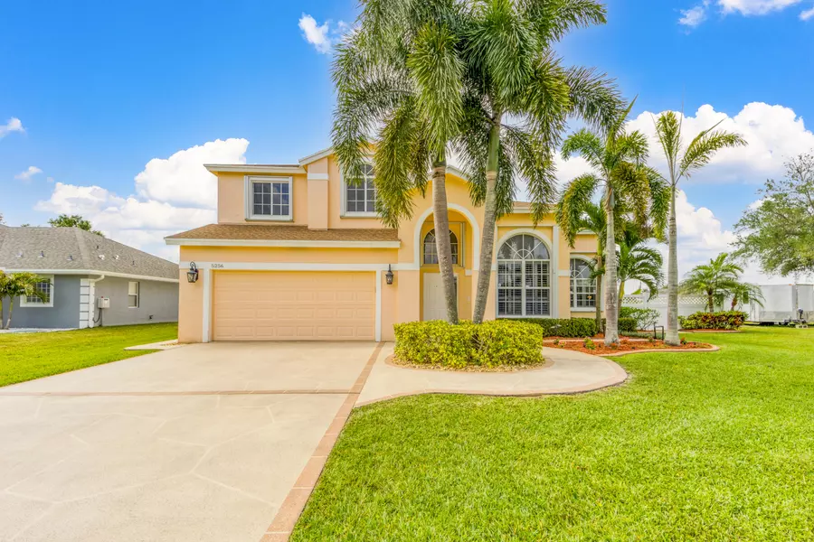 5256 NW North Delwood DR, Port Saint Lucie, FL 34986