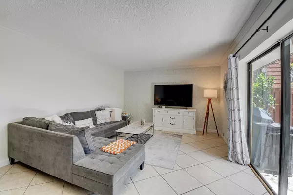 Delray Beach, FL 33445,1540 Masters CIR 177