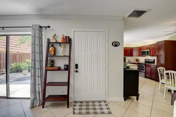 Delray Beach, FL 33445,1540 Masters CIR 177