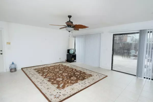 Royal Palm Beach, FL 33411,146 Weybridge CIR B