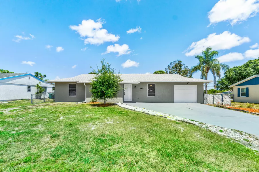 1851 SE Airoso BLVD, Port Saint Lucie, FL 34984