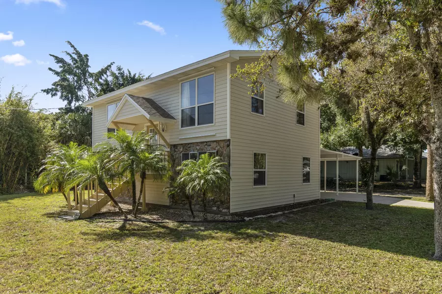 4415 2nd ST, Vero Beach, FL 32968