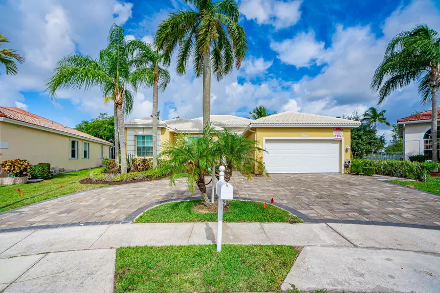 21783 Sugarberry CIR, Boca Raton, FL 33428