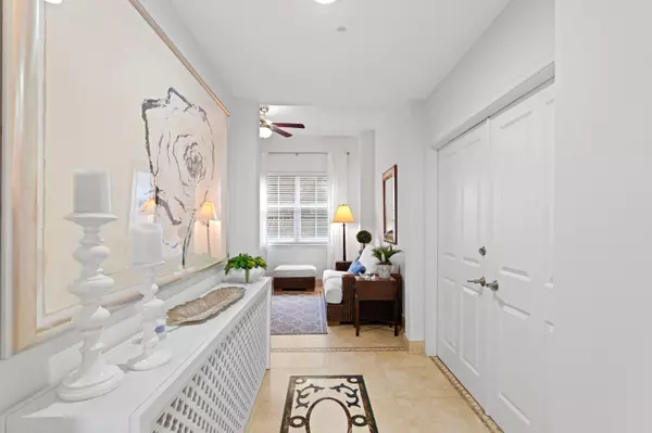 West Palm Beach, FL 33407,3920 N Flagler DR 303