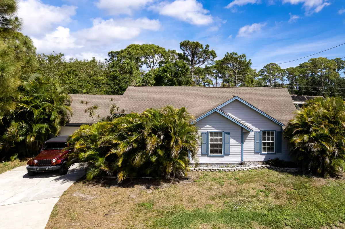 Vero Beach, FL 32962,1756 SW 17th PL