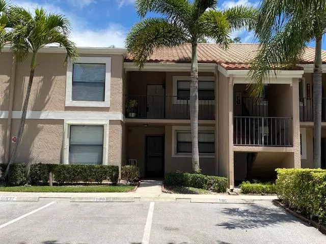 6944 Briarlake 203 CIR 203, Palm Beach Gardens, FL 33418