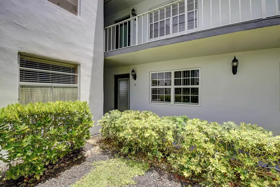 4 Normandy A, Delray Beach, FL 33484