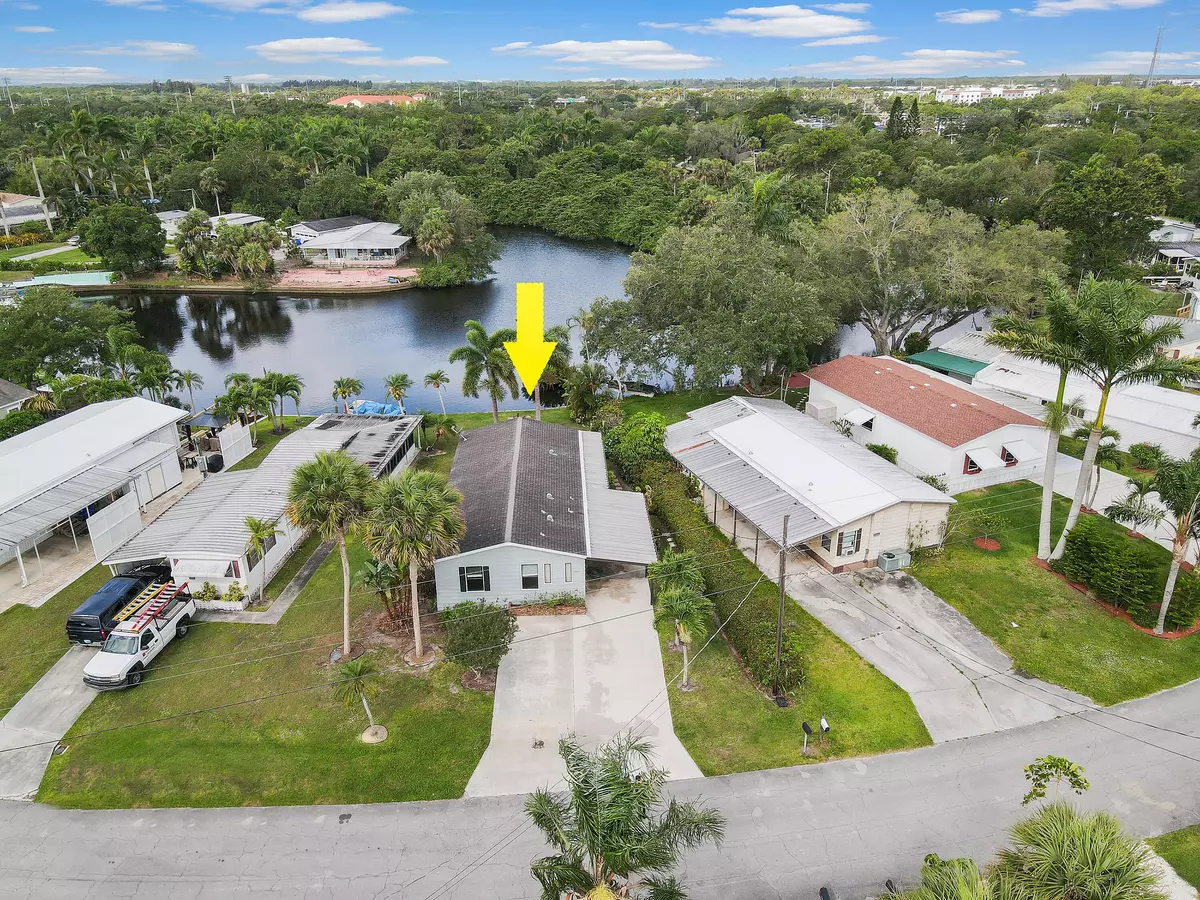 Stuart, FL 34997,7650 SE Fork River DR