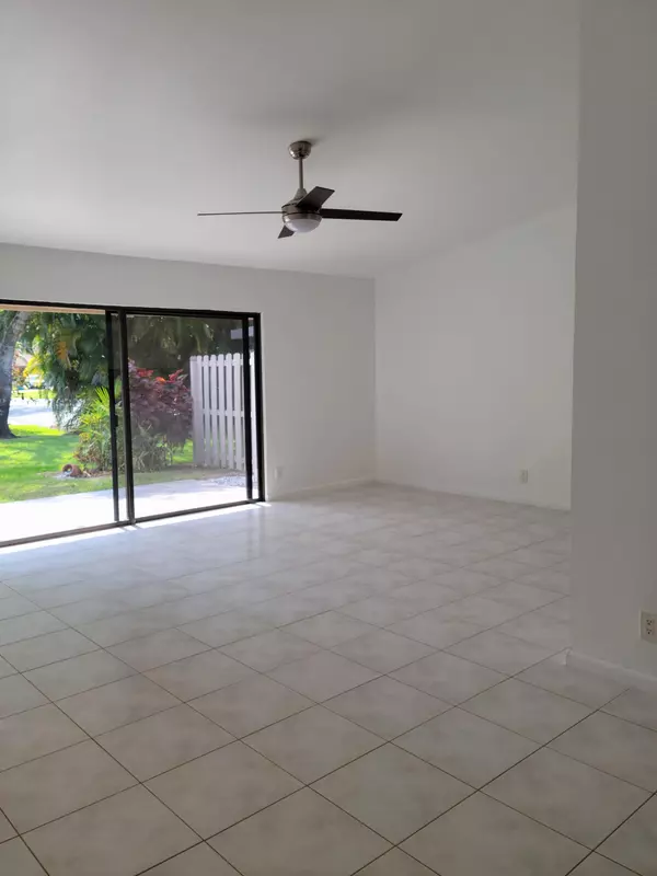 Boynton Beach, FL 33426,24 Winchmore LN