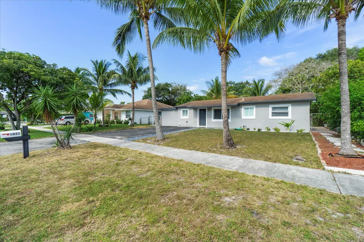 Deerfield Beach, FL 33441,1051 SW 4th TER