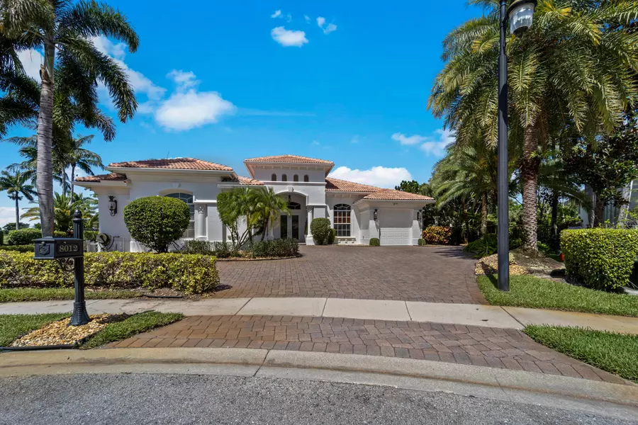 8012 Laurel Ridge CT, Delray Beach, FL 33446