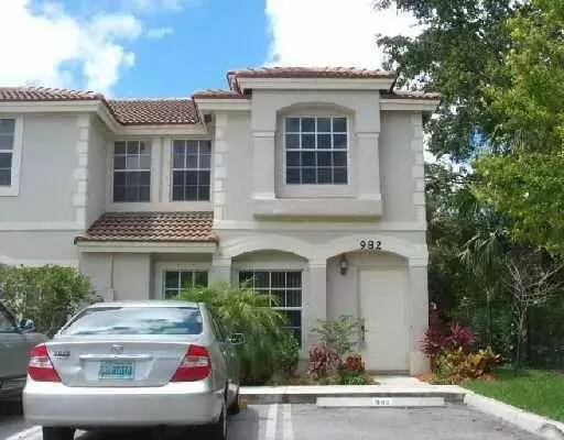 982 Summit Lake DR 982, West Palm Beach, FL 33406