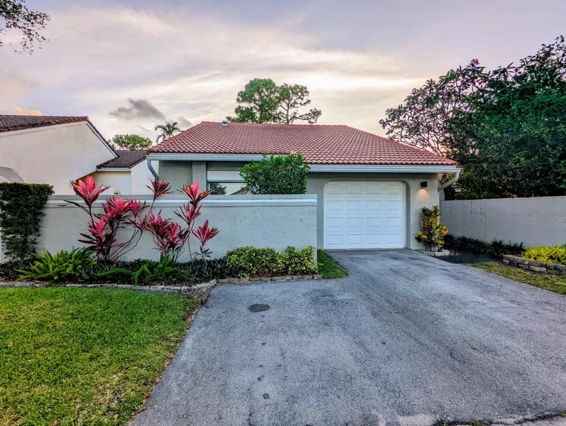 1580 NW 22nd AVE, Delray Beach, FL 33445