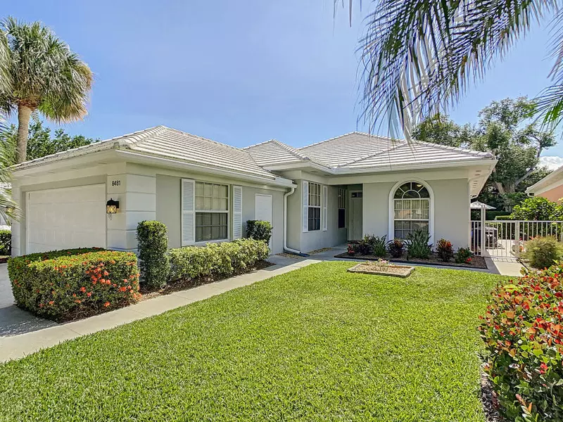 8481 E Garden Oaks CIR, Palm Beach Gardens, FL 33410