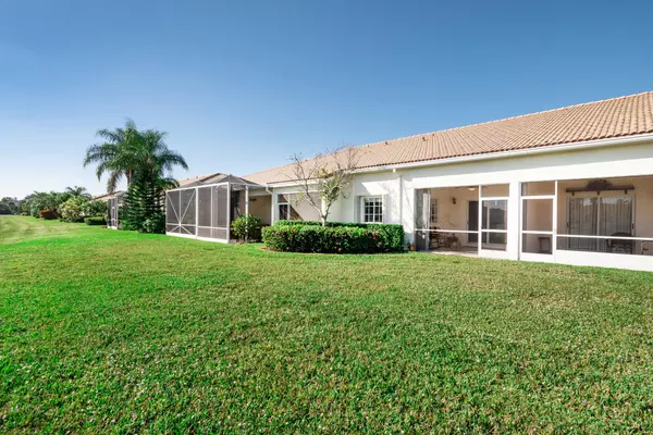 Royal Palm Beach, FL 33411,2400 Windjammer WAY