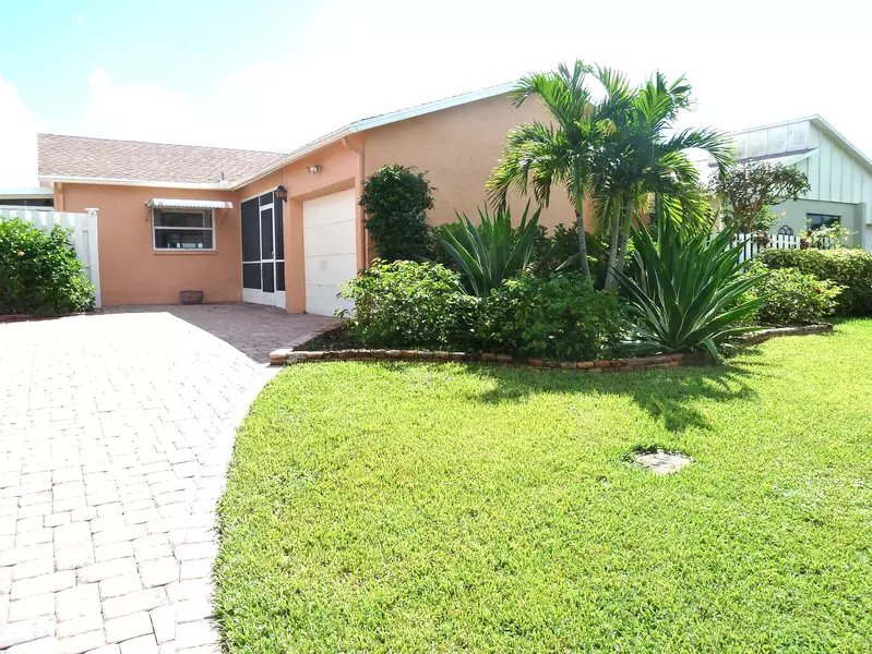 5537 Mirror Lakes BLVD, Boynton Beach, FL 33472