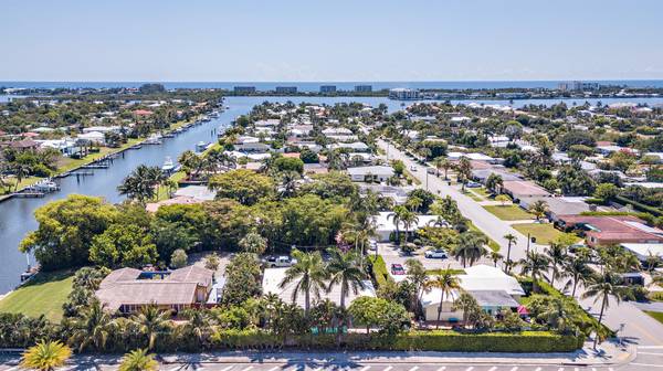 2607 Amherst LN, Lake Worth Beach, FL 33460