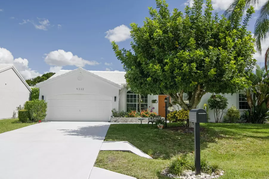 9222 SE Deerberry PL, Tequesta, FL 33469