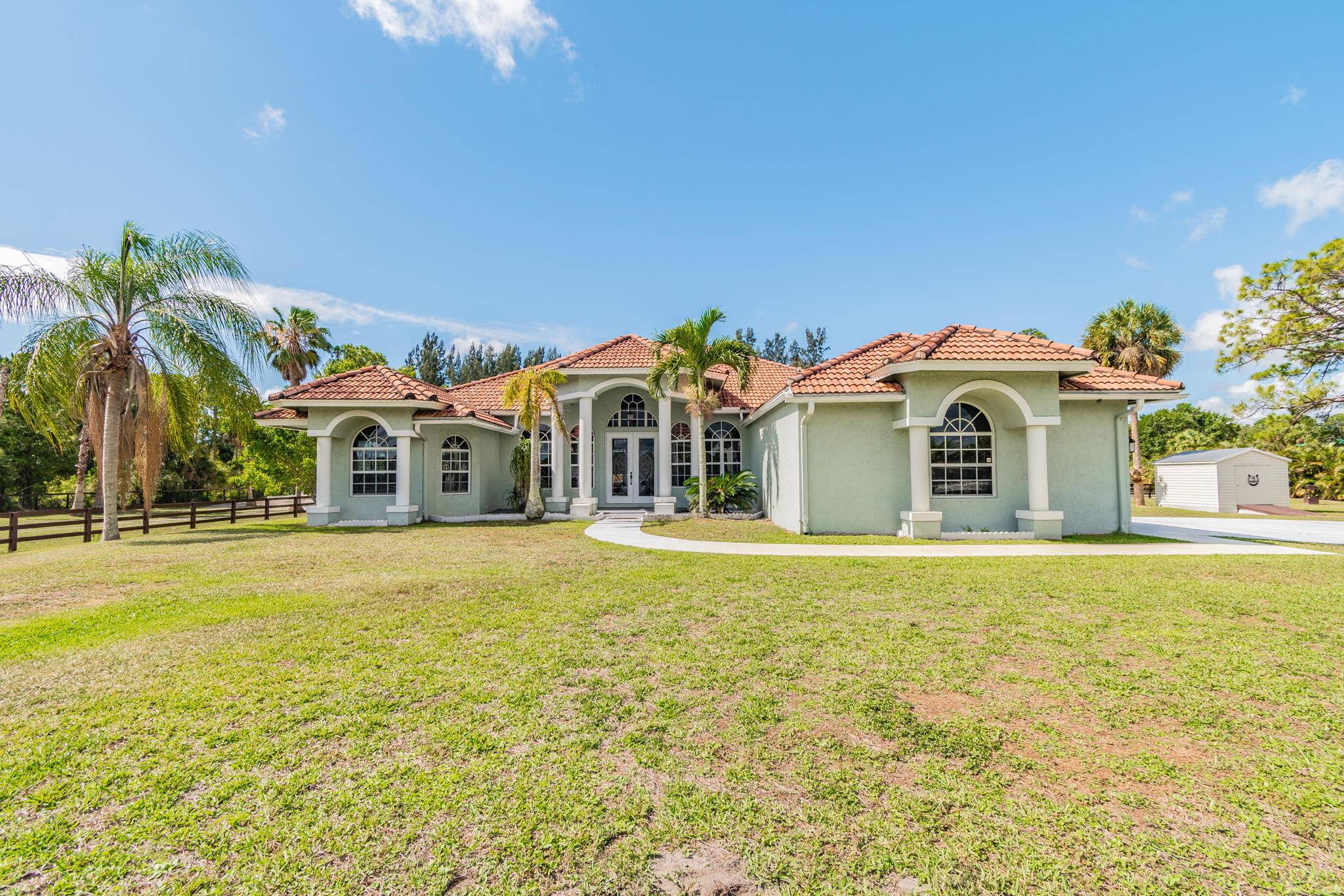 19482 Green Grove CT, Loxahatchee, FL 33470