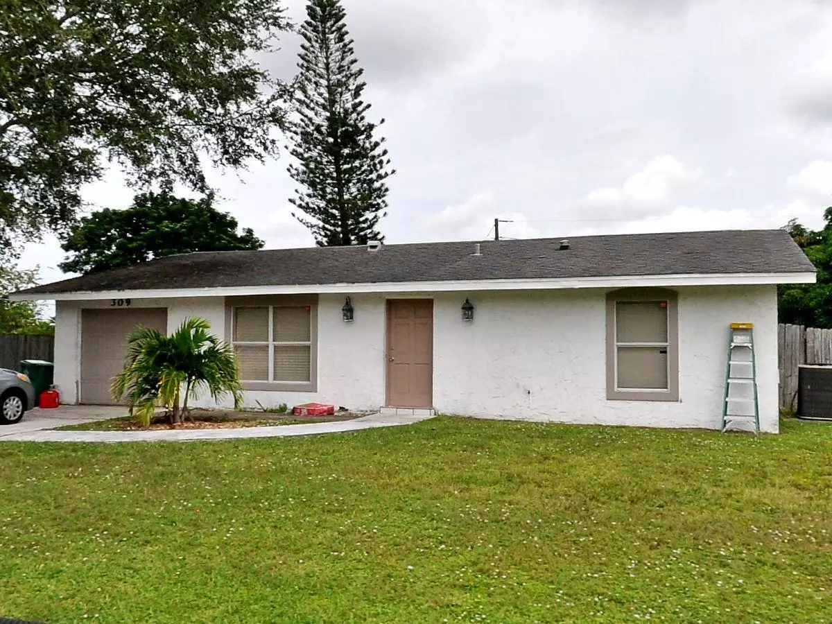 Port Saint Lucie, FL 34983,309 SE Bayview TER