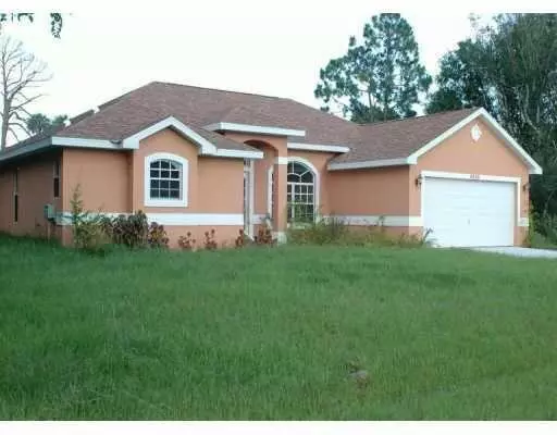 Port Saint Lucie, FL 34953,4009 SW Cheribon ST