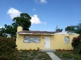 West Palm Beach, FL 33409,2324 Robin RD