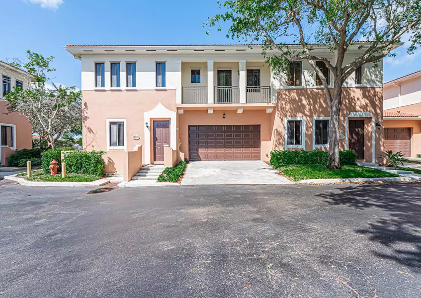 2610 Venetian DR, Boynton Beach, FL 33426