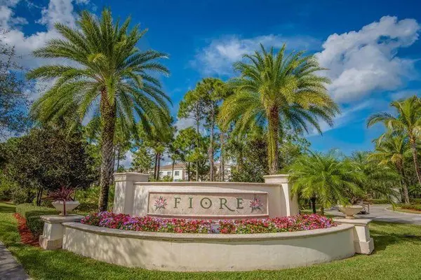 Palm Beach Gardens, FL 33418,10101 W W Myrtlewood CIR