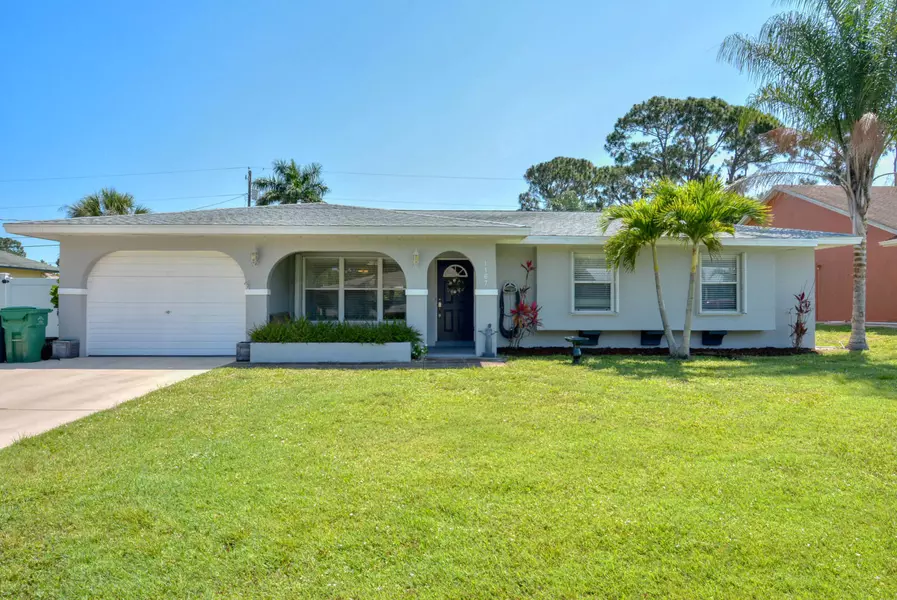 1167 SE Proctor LN, Port Saint Lucie, FL 34953