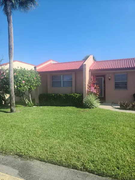 111 Golden River DR, West Palm Beach, FL 33411