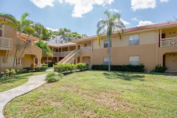 4751 Via Palm LKS 411, West Palm Beach, FL 33417