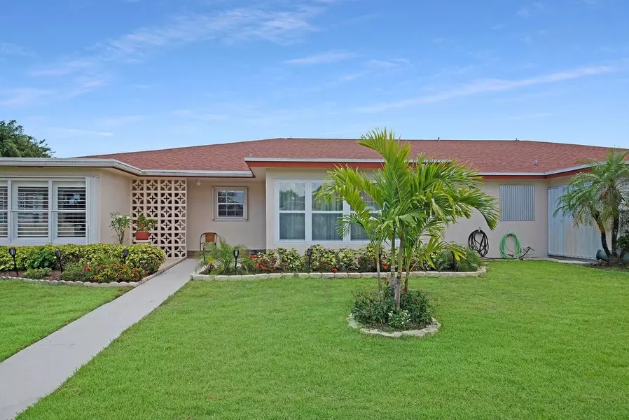 4570 NW 2nd ST B, Delray Beach, FL 33445