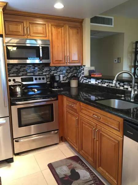 213 Monaco BLVD 213, Delray Beach, FL 33446