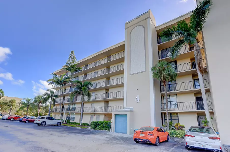 4 Royal Palm WAY 602, Boca Raton, FL 33432