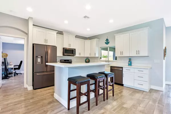 5413 NW Bolin ST, Port Saint Lucie, FL 34986