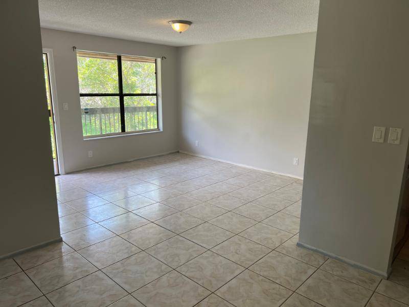 Sunrise, FL 33351,10002 Winding Lake RD 202