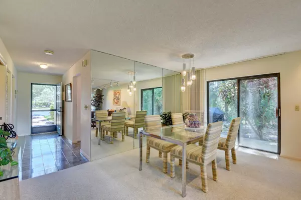 Boynton Beach, FL 33436,17 Westgate LN A