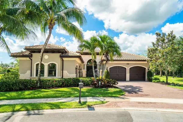 8317 Hawks Gully AVE, Delray Beach, FL 33446