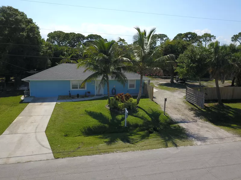 5807 Myrtle DR, Fort Pierce, FL 34982