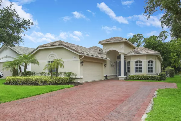 Port Saint Lucie, FL 34986,7664 Greenbrier CIR