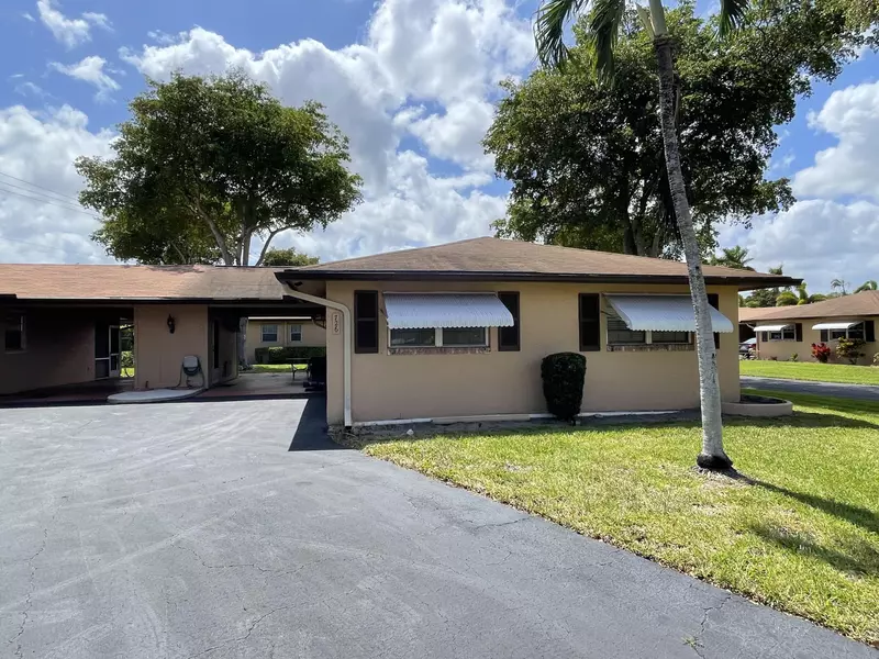 726 Whippoorwill LN, Delray Beach, FL 33445